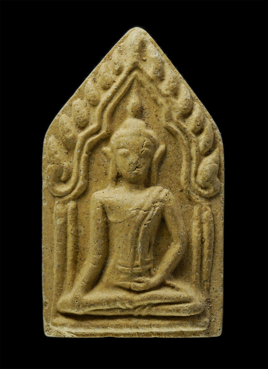 พระผงกล่องขาว17 (11)p.jpg - พระขุนแผนแสนล้าน หลวงพ่อสิงห์ ฐิตจิตฺโต วัดเขาหวาย ต.บางบุตร อ.บ้านค่าย จ.ระยอง ปี2560 งานปิดทองฝักลูกนิมิตร เนื้อผงพุทธคุณ ผงว่าน หลวงพ่อสิงห์ ศิษย์พ [..] | https://kamulet.in.th